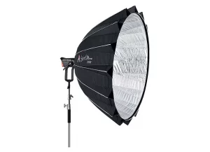 Light Dome 150 avec intérieur réfléchissant. Maximisation de l'efficacité lumineuse. Essentiel pour un éclairage uniforme